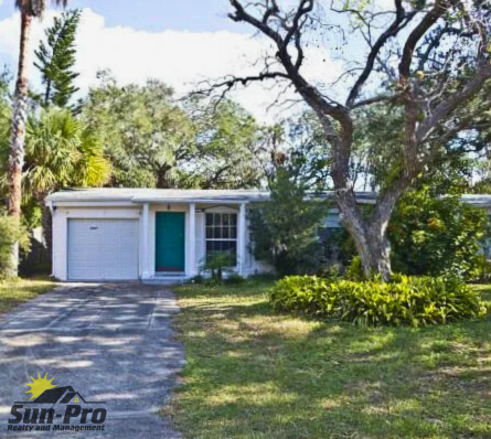3607 Saxon Drive