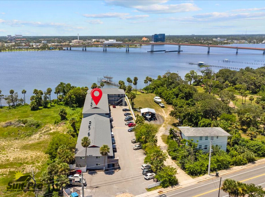 900 South Peninsula Drive - 200