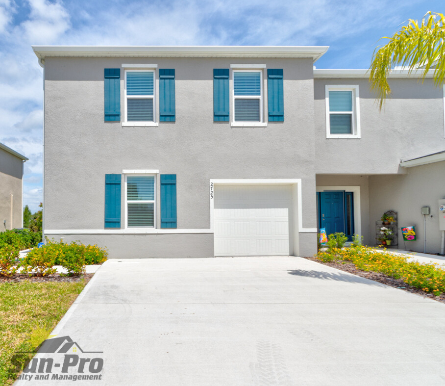 2725 Silver Canoe Drive - 1