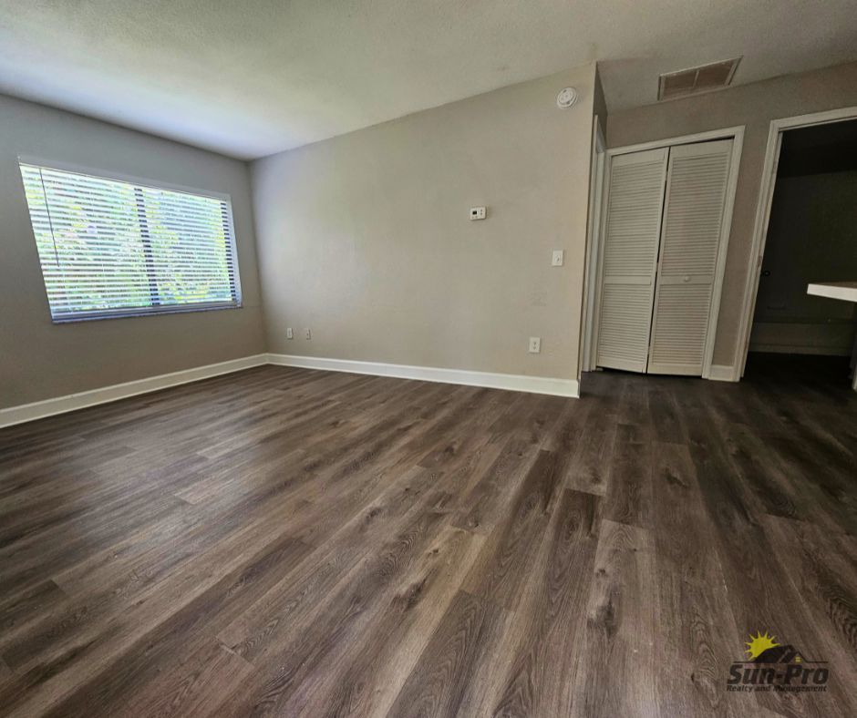 4955 Orange Boulevard - 110