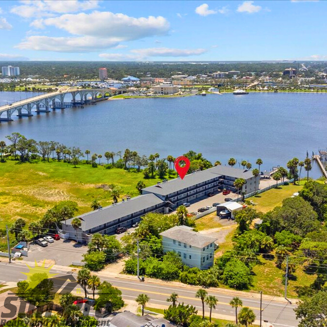 900 South Peninsula Drive - 112